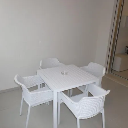 Cozy With Rooftop Pool Apartment Bibione